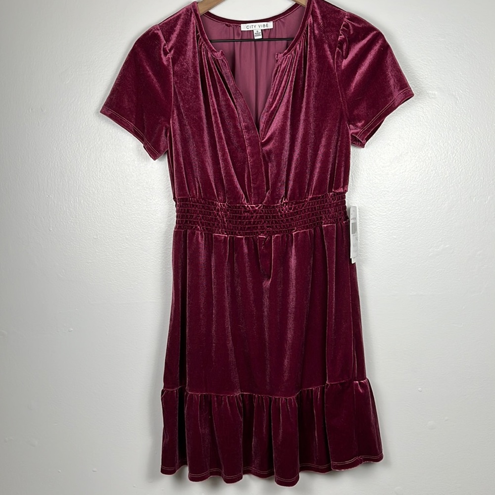 City Vibe Velour Skater Fuchsia Dress with smocked waist, small, NWT, super cute